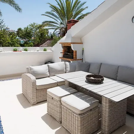Agrupada Townhouse Centro *